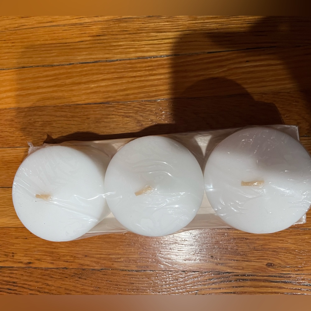 3 pillar candles